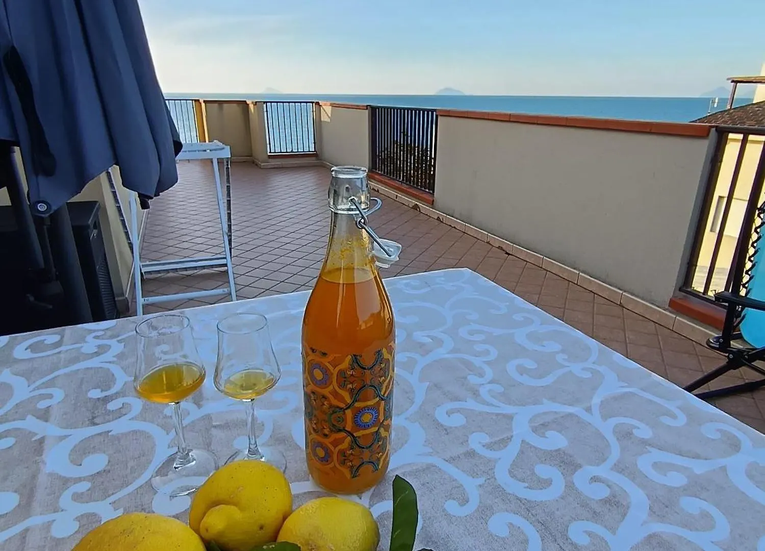 Eolie All'Orizzonte Capo dʼOrlando 0*,